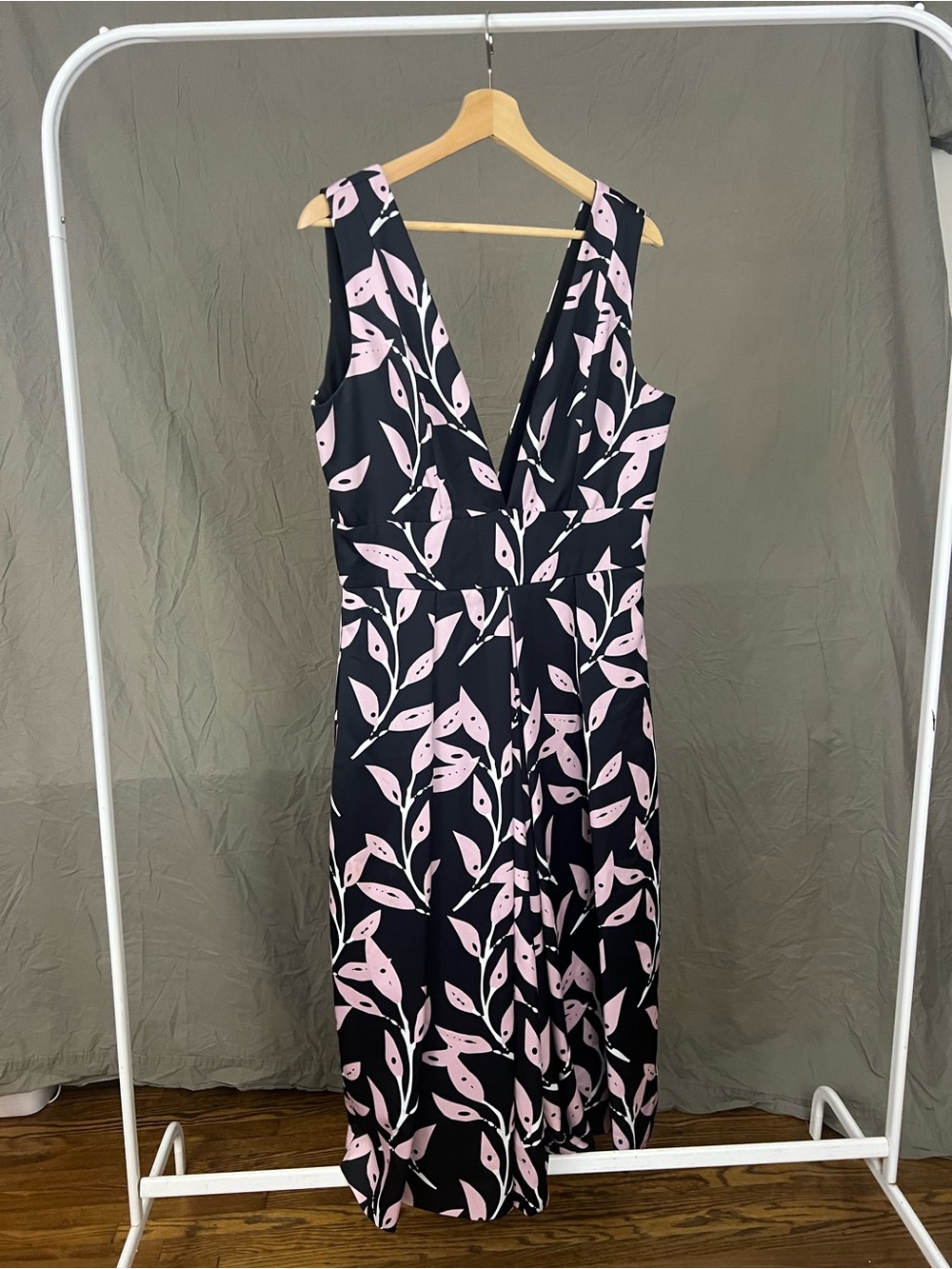 Sleeveless Black & Pink V-Neck Floral Wide-leg Jumpsuit